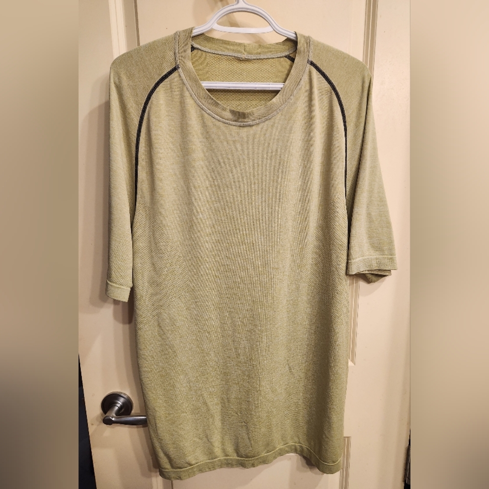 Lululemon Mens Metal Vent Tech Training Shirt